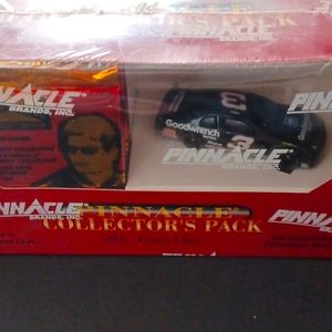 Rare Pinnacle's Collector's Pack #3 Die-Cast Car and Racer Cards